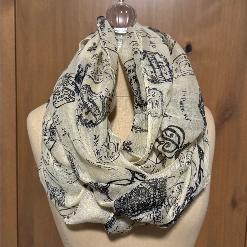 FRANKIE & STEIN Paris Infinity Scarf Womens OS lightweight black/Cream Travel - Picture 3 of 11